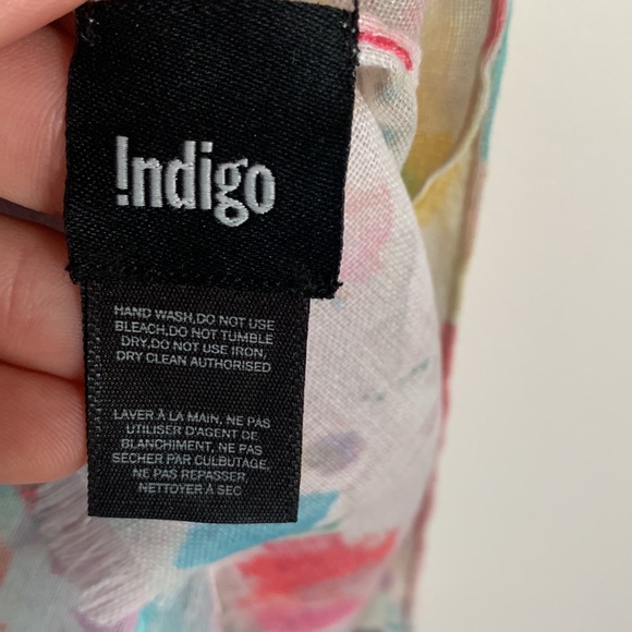 Scarf - Picture 2 of 2